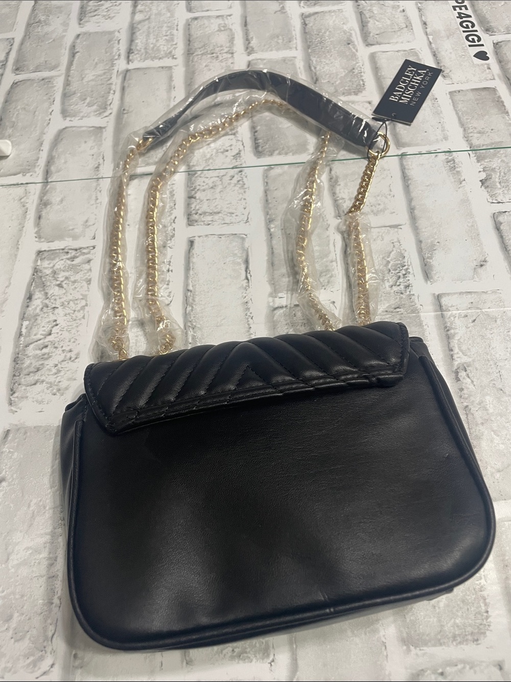 Badgley Mischka Black Quilted Crossbody Bag with Gold Chain. NWT. PVC. - Picture 3 of 11